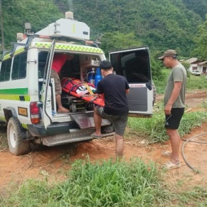 Resgate de cinco homens presos em caverna inundada começa no Laos