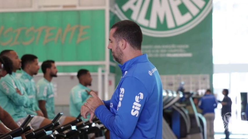 De volta à Academia de Futebol, Palmeiras treina de olho no jogo da volta da quinta fase contra o Jacuipense, na Bahia; em São Paulo, o Verdão venceu por 3 a 0.