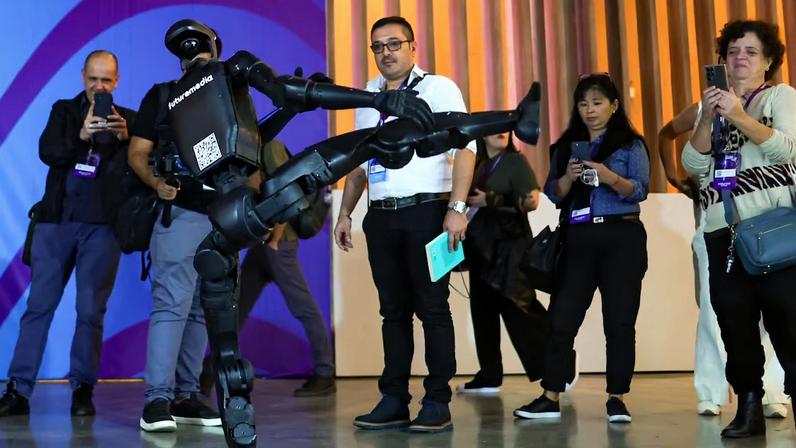 Apresentação do Robo Troy na primeira edição da São Paulo Innovation Week (SPIW), no Mercado Livre Arena Pacaembu