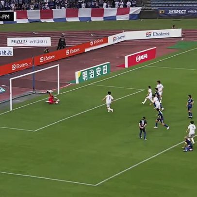 Machida Zelvia derrota Yokohama F. Marinos 2-0 com defesa de Kosei Tani