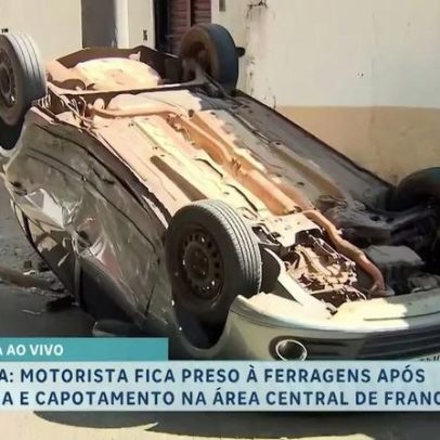 Motorista fica preso às ferragens após batida e capotamento no centro de Franca