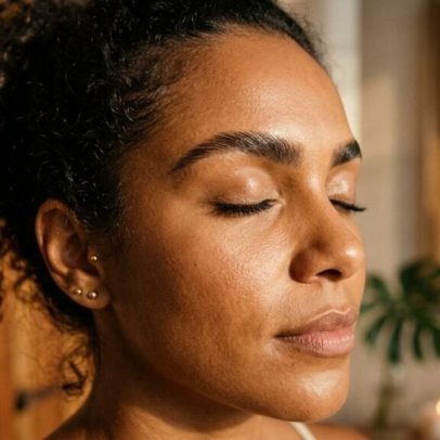 Óleo de rícino para sobrancelhas finas: como usar com segurança perto dos olhos