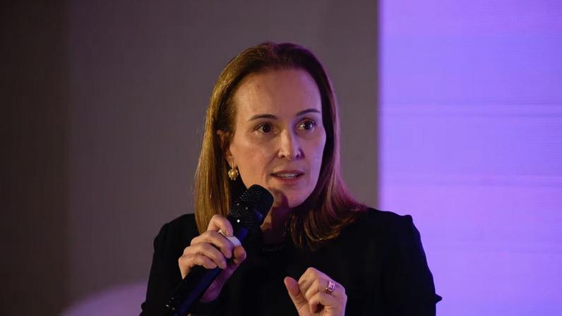 Priscyla Laham participou do painel 'Frontier Firms: Dado que humanos e agentes de IA trabalham juntos, o que precisa mudar nas pessoas e não na tecnologia?' no SPIW.
