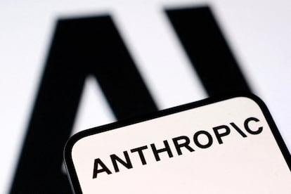 Anthropic supera a OpenAI na penetração em empresas pela primeira vez