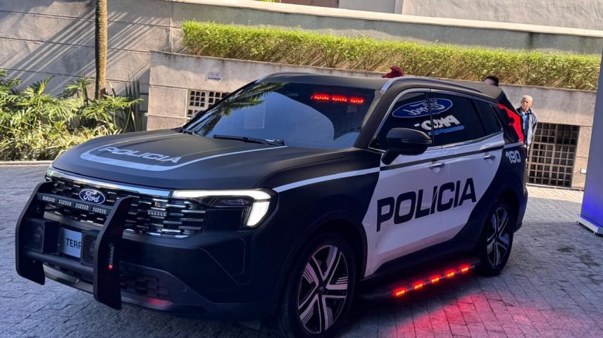 Ford exibe veículos especiais e viaturas de polícia