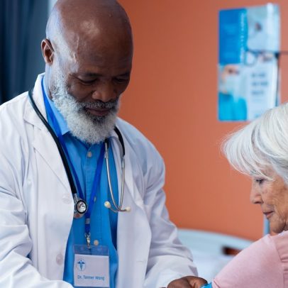 Leitor reclama de cancelamento de consultas médicas