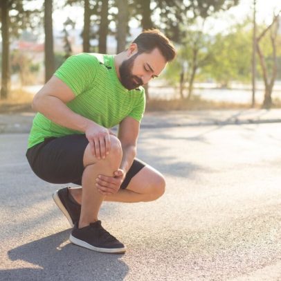 Dor no joelho: 6 cuidados para aliviar o desconforto