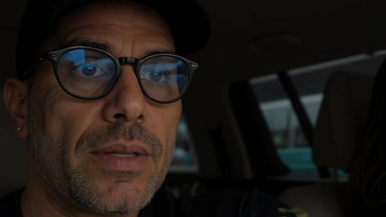 Marido de Kelly Key avalia retorno à rotina após AVC em Portugal