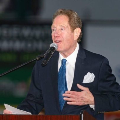 John Sterling, lendário locutor dos Yankees, morre aos 87 anos