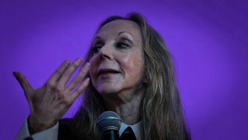 ‘Vivemos uma cultura de distração’, diz Rebecca Goldstein em debate com Maria Homem