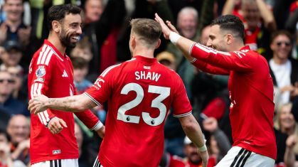 Manchester United vence Forest em despedida de Casemiro
