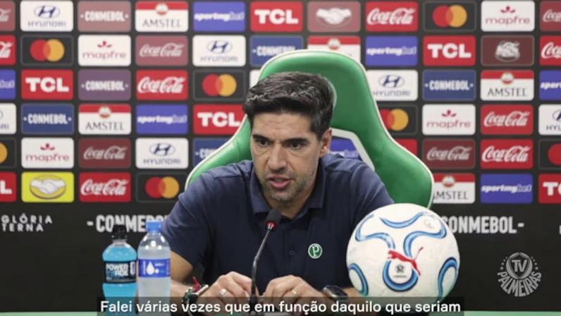 Abel admite desempenho irregular do Palmeiras e comenta protestos da torcida