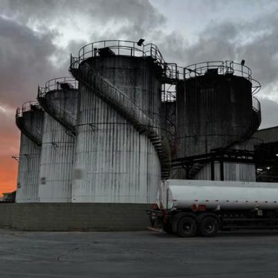 Desvio de nafta do PCC gera 10 mil notas frias e R$ 1,4 bi, diz Receita