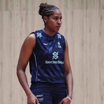 Ana Cristina volta à Seleção em retorno cuidadoso após lesão