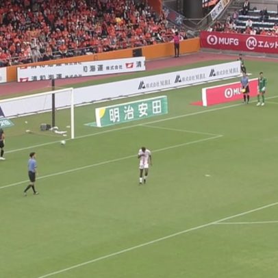 Pênalti marcado em Shimizu S-Pulse vs Cerezo Osaka, apitado por Thiago Andrade