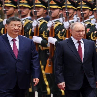 Xi Jinping faz crítica velada aos EUA durante encontro com Putin em Pequim
