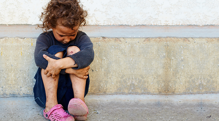 Mães sociais: o apoio que chega depois da violência