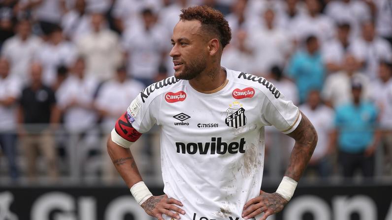 Neymar poderá participar por poucos minutos de jogo antes da Copa