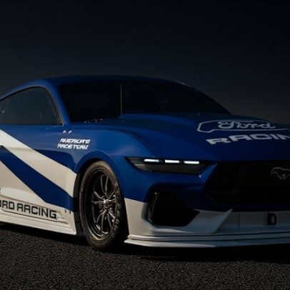 Mustang Cobra Jet elétrico de 2.200 cv quebra recorde de velocidade