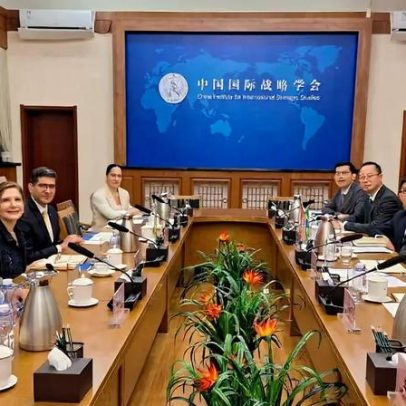 Cúpula do STM do Brasil visita a China para estreitar relações