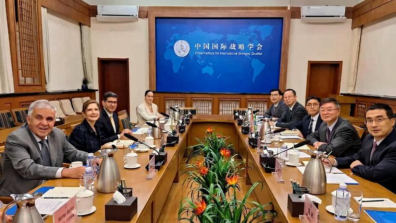 Visita da cúpula do Superior Tribunal Militar (STM) à China foi justificada como um "intercâmbio de informações e troca de experiências" entre os dois países. (Foto: Divulgação / STM)