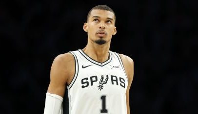 Wembanyama evita punição por cotovelada e encara Jogo 5 com o Spurs