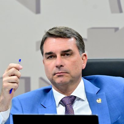 PT, PCdoB e PV encaminham representação criminal contra Flávio e Eduardo à PGR