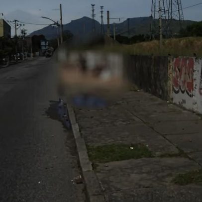 Homem é flagrado usando carrinho de mão para abandonar corpo no Rio