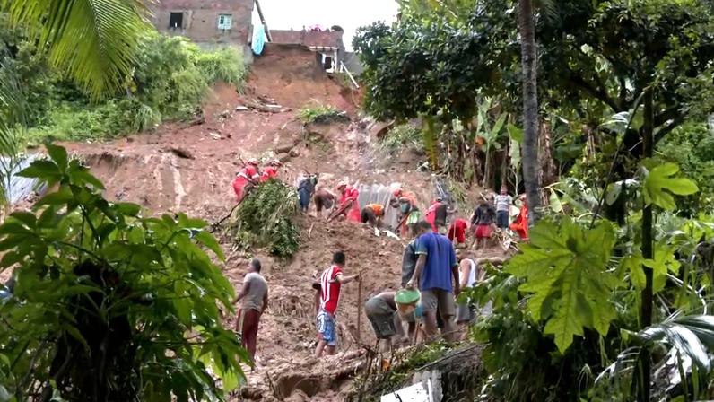 Apesar da previsão de diminuição das tempestades nos próximos dias, há risco em áreas com solos encharcados