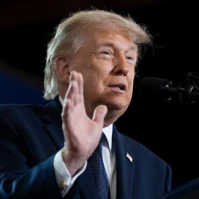 Trump mantém boa saúde, mas precisa emagrecer, diz médico presidencial