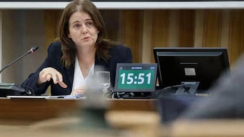 La directora de Energía de la CNMC, Rocío Prieto, en su comparecencia este lunes en la comisión del Congreso sobre el apagón de 2025.
