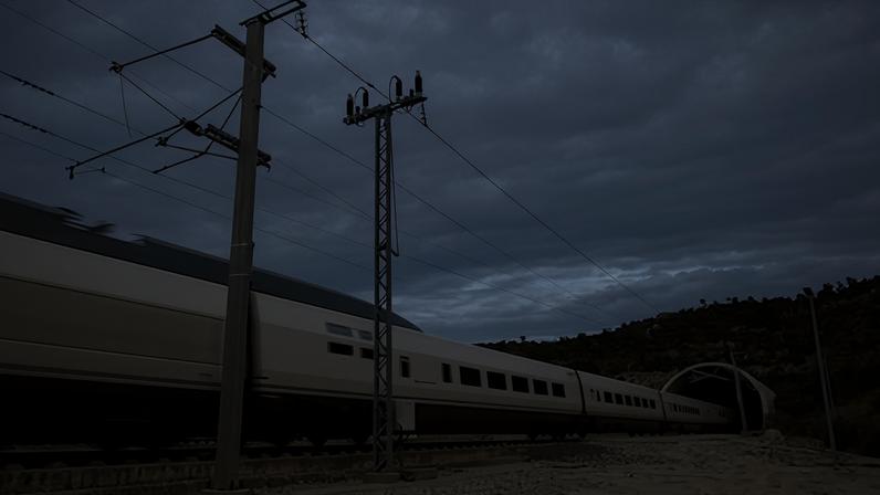 Un tren de alta velocidad en el túnel del Perthus, en la línea Perpignan-Figueres.