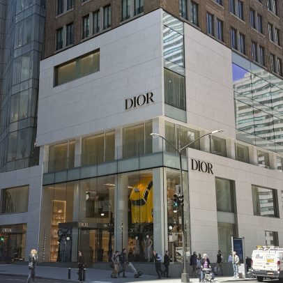 Marcas de luxo reduzem lojas, aumentam espaço e qualidade