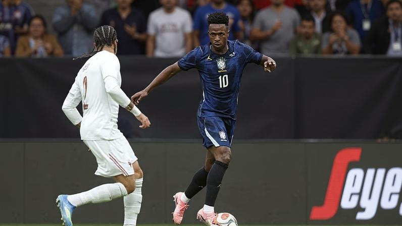Vini Jr. foi o camisa 10 da seleção brasileira nos últimos jogos