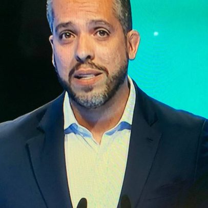 Quem é o deputado que se envolveu em bate-boca com Fábio Porchat