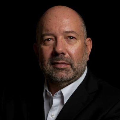 Ilusão de lago calmo: problemas estruturais no fundo, diz Luis Leal