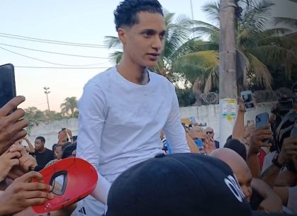 Oruam deixando o presídio em Bangu em setembro de 2025.