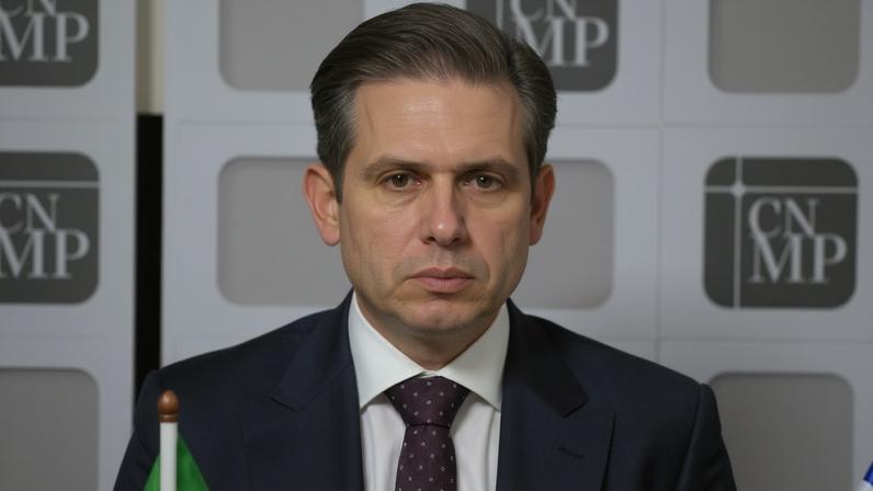 Hugo Motta em reunião no CNMP