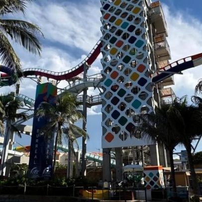 Beach Park entra para Guinness ao testar a maior montanha-russa aquática mundial