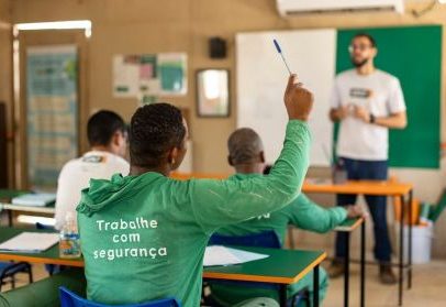 Educação no trabalho na construção civil amplia qualificação