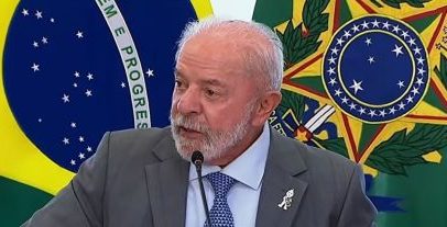 Lula afirma que a verdade tarda, mas não falha, após áudio envolvendo Flávio