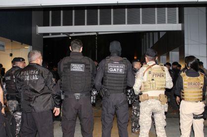 A operação Força Integrada II visa 263 mandados judiciais contra fações criminosas.