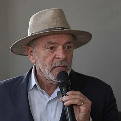 Lula defende prender o dono para combater corrupção na Petrobras