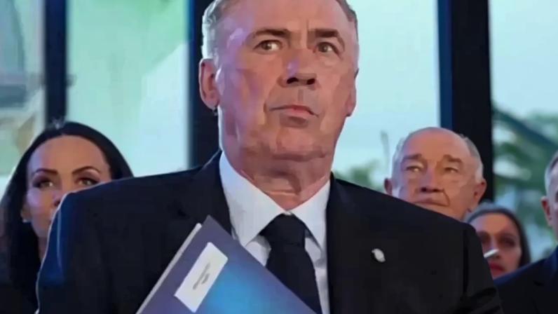 Carlo Ancelotti na convocação (TV Globo/Reprodução)