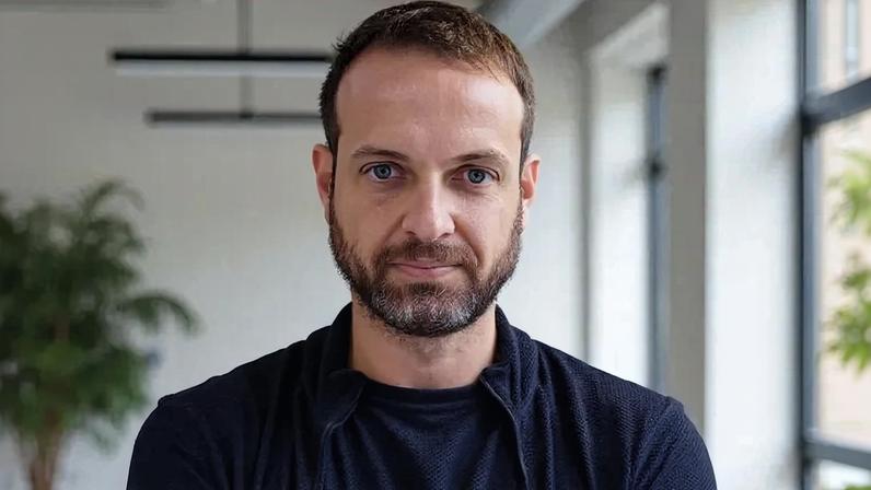 Diogo Mantovani, CEO da Clé: 'O Brasil tinha mercado, museus grandes e coleções relevantes, mas ainda estava muito distante do padrão técnico internacional de conservação' (Divulgação)