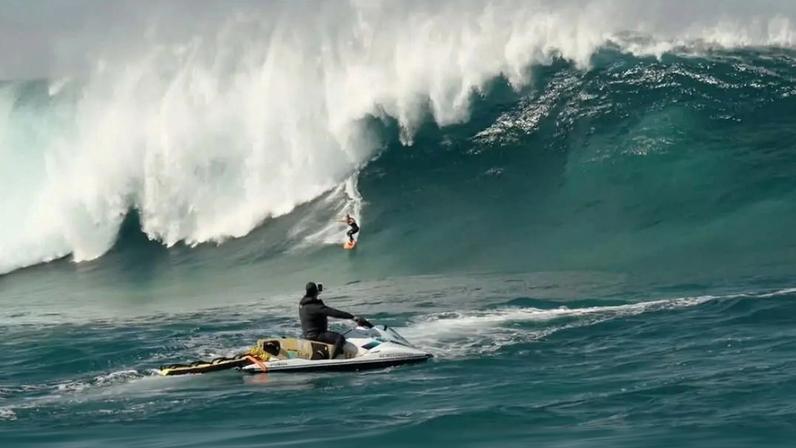 Michaela reforçou sua posição no cenário mundial do surfe de ondas gigantes com a conquista