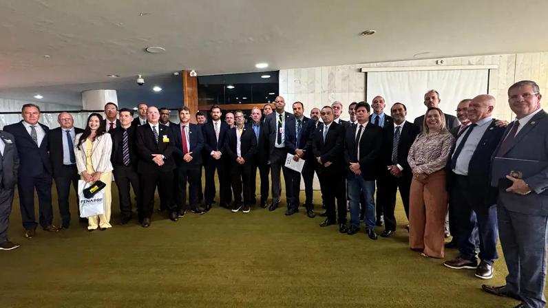 Grupo de entidades representativas de servidores das forças de segurança na Câmara