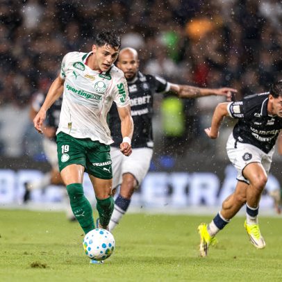Remo e Palmeiras empatam em jogo com grande atraso