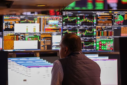 Wall Street em recorde com lucros em alta diante da incerteza
