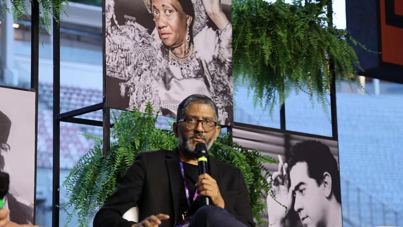 Jeferson Tenório falou sobre sua obra literária no São Paulo Innovation Week nesta quinta, 14